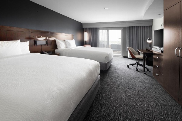 Courtyard by Marriott Galveston Island image 7